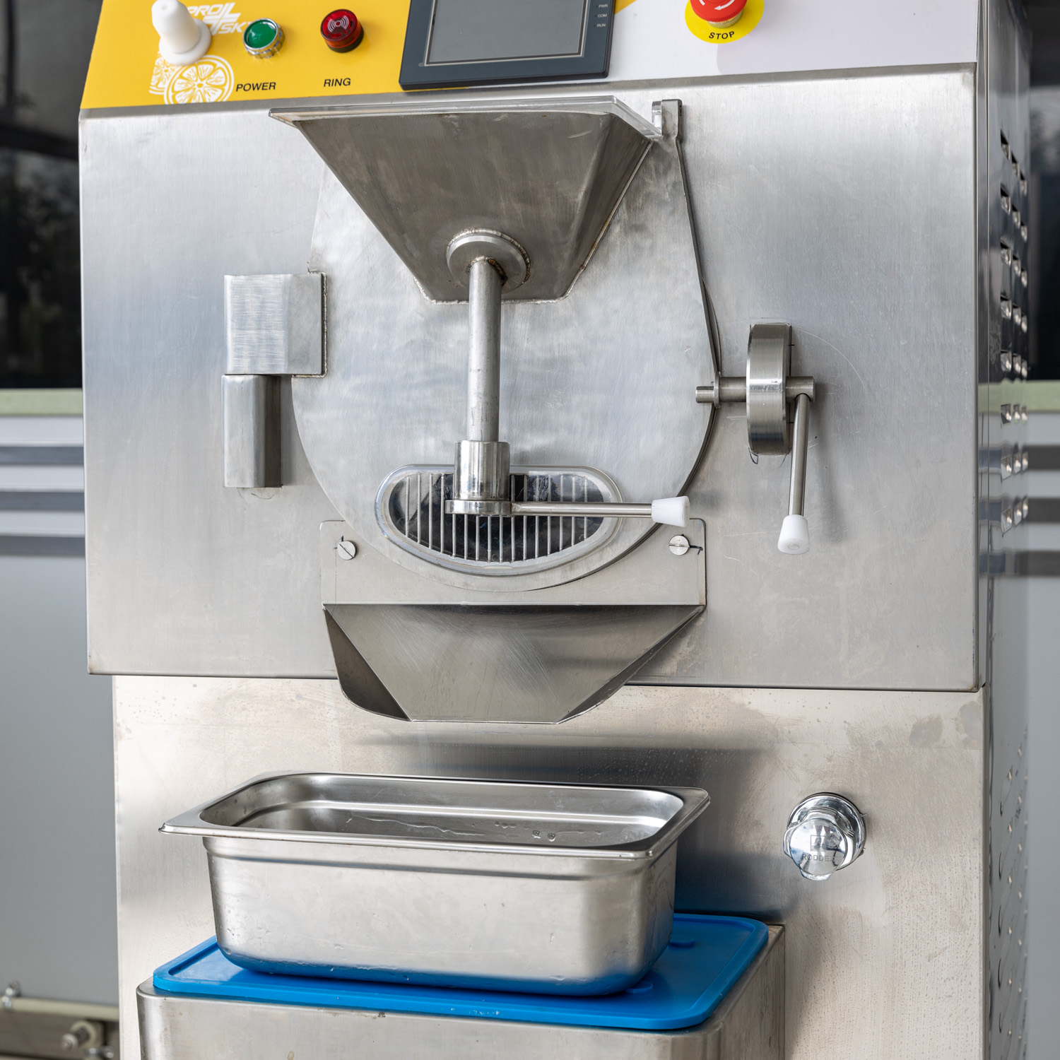 Knob Switch Water Cooling Gelato Machine Hard Ice Cream